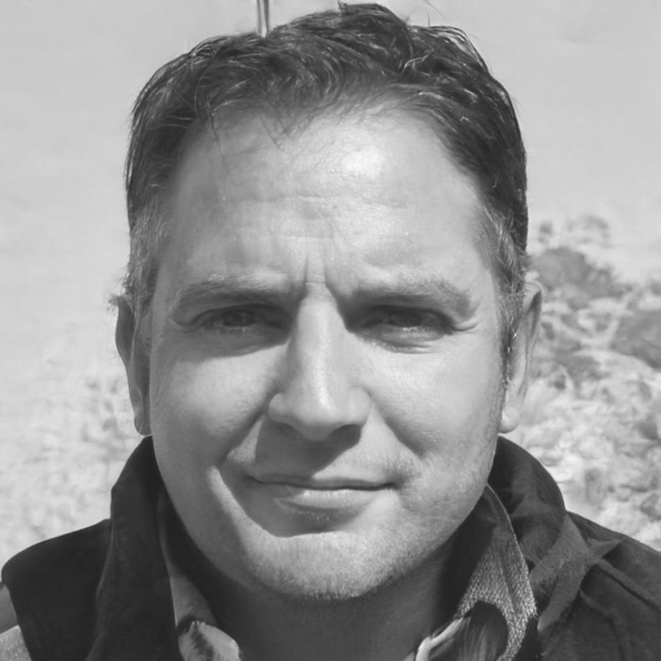 Retrato de Andrés Vidal, especialista en ahorro familiar